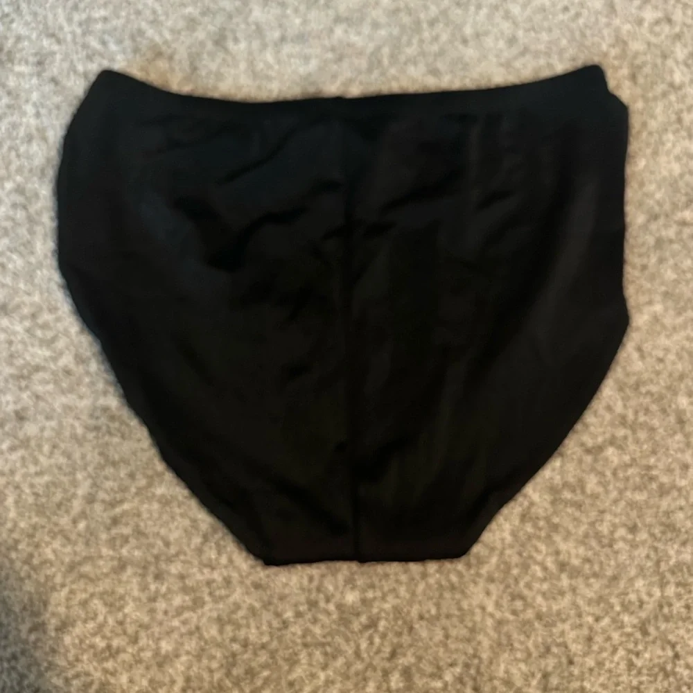 Men's Side Split Brief M/L - Picture 4 of 4